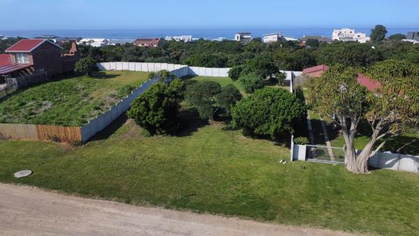 869 m² Land