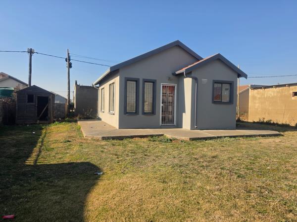 2 Bedroom House