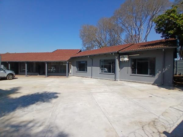 200 m² Commercial space