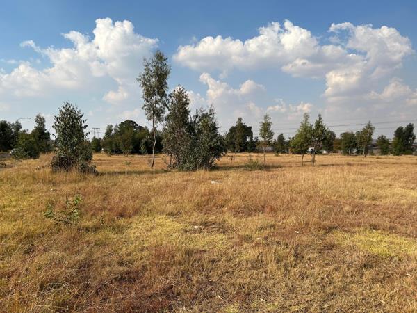 3 019 m² Land