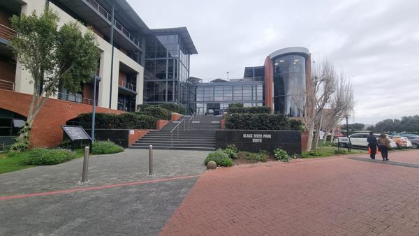 250 m² Commercial space