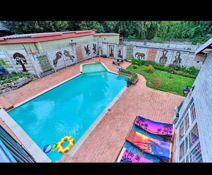 5 Bedroom House in Woodmead