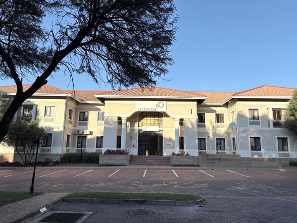1 525 m² Commercial space