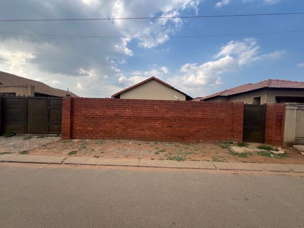 2 Bedroom House
