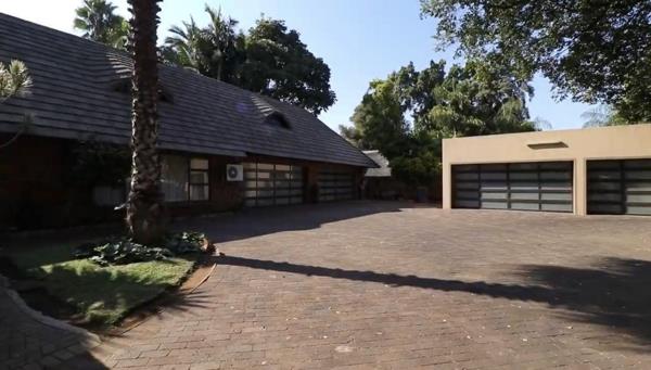 5 Bedroom House