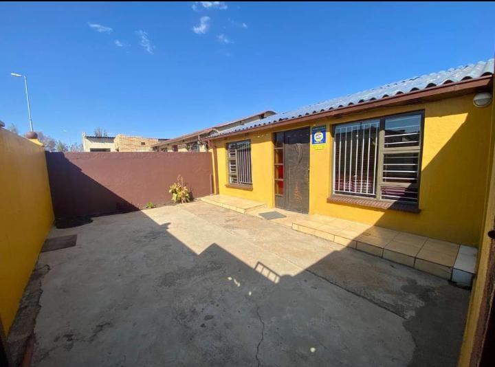 2 Bedroom House