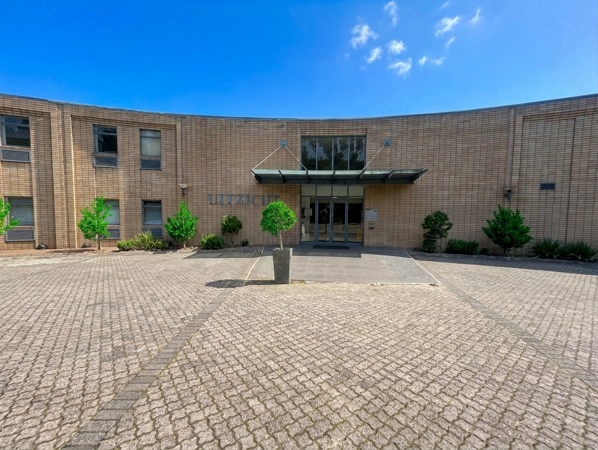 511 m² Commercial space