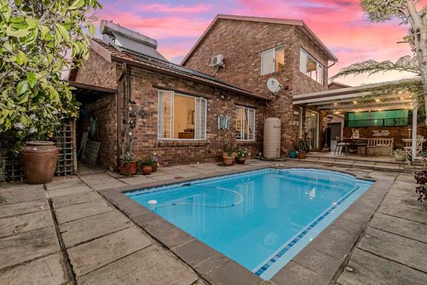 4 Bedroom Townhouse