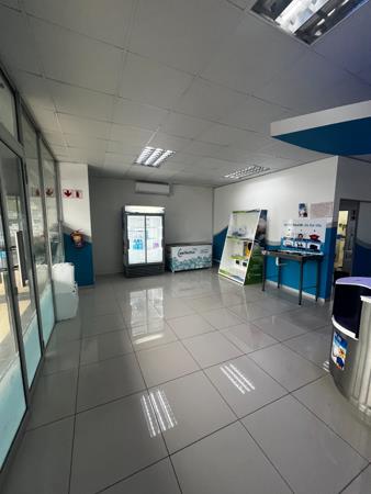 115 m² Commercial space