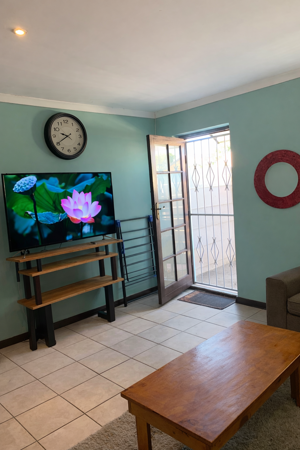 1 Bedroom Garden Cottage