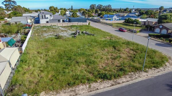 707 m² Land