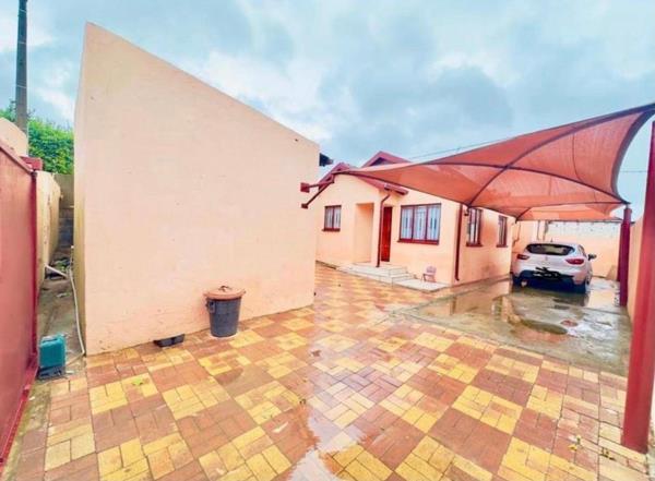 2 Bedroom House