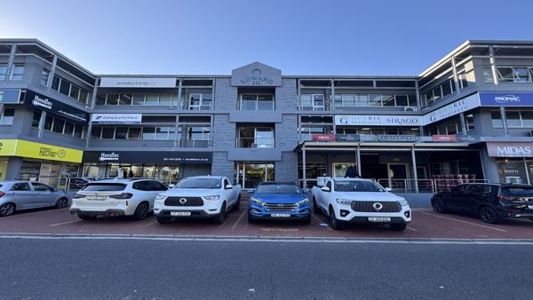 243 m² Commercial space