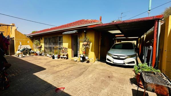 8 Bedroom House