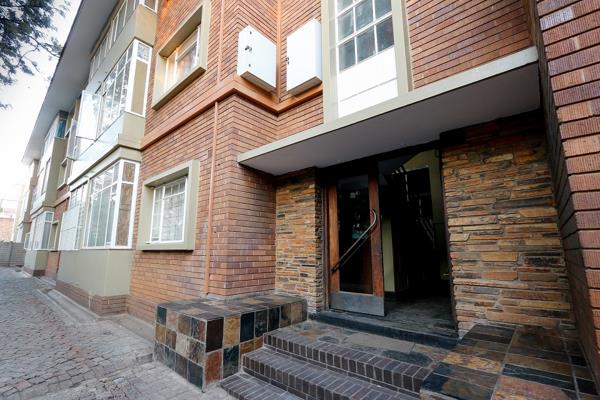 1.5 Bedroom Apartment
