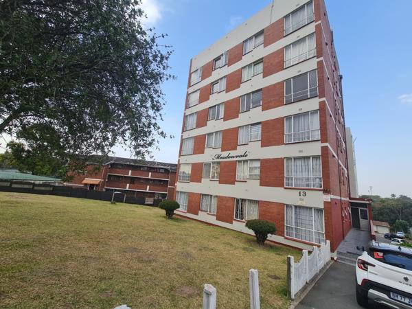 2.5 Bedroom Flat