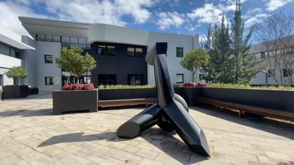 1 018 m² Commercial space