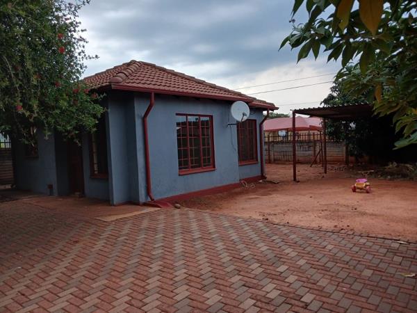 2 Bedroom House