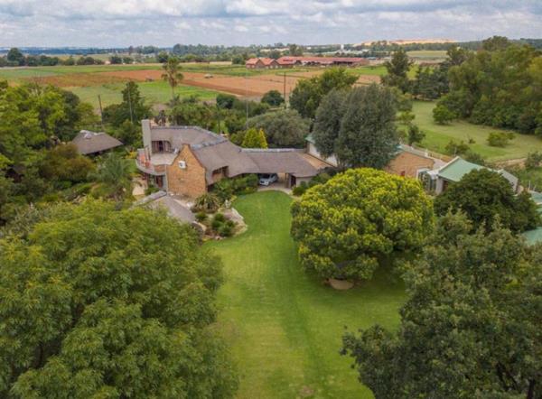 5 Bedroom House