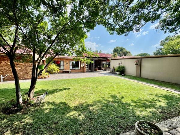 6 Bedroom House