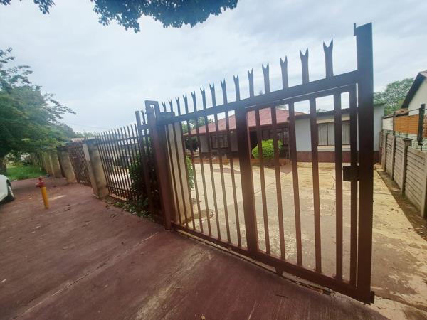 8 Bedroom House