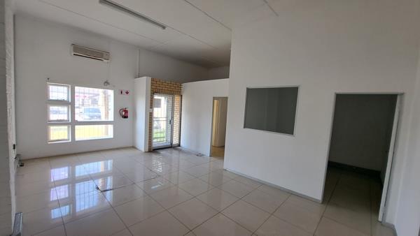 100 m² Commercial space