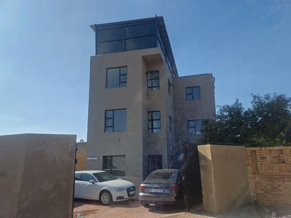 8 Bedroom House