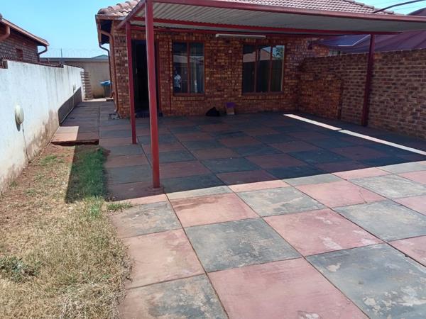 2 Bedroom House