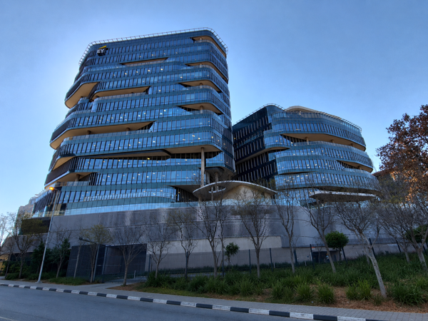 318 m² Commercial space