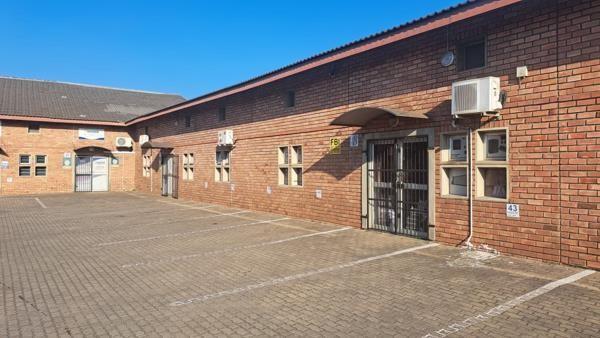 98 m² Commercial space