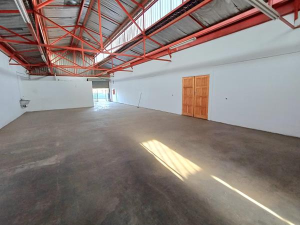 200 m² Commercial space