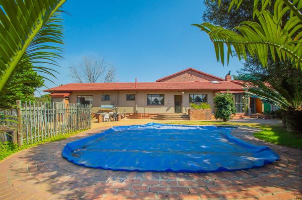 8 Bedroom House