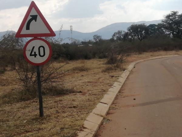 450 m² Land