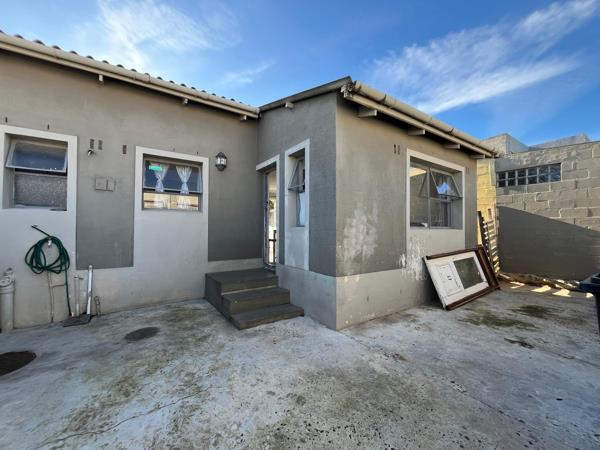 2 Bedroom House