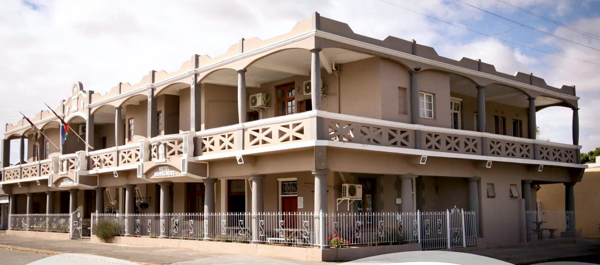 900 m² Hotel