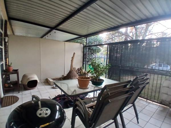 2 Bedroom House
