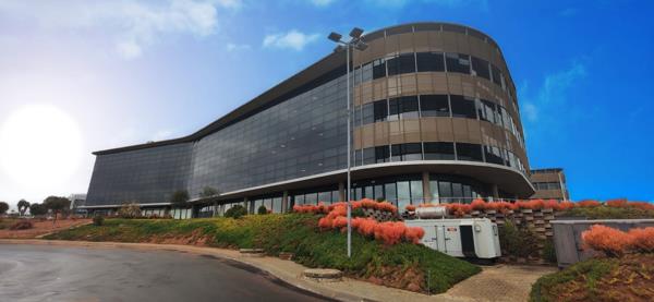 2 495 m² Office Space