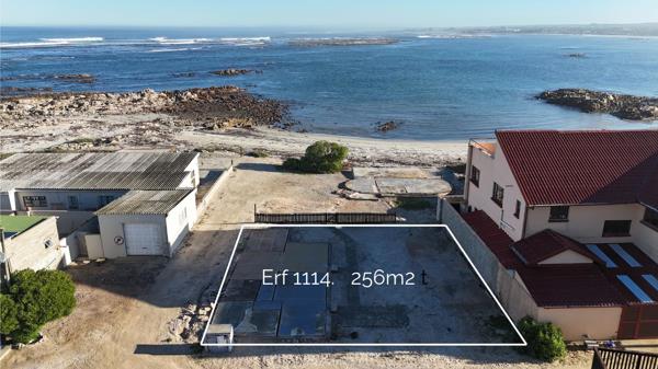 256 m² Land