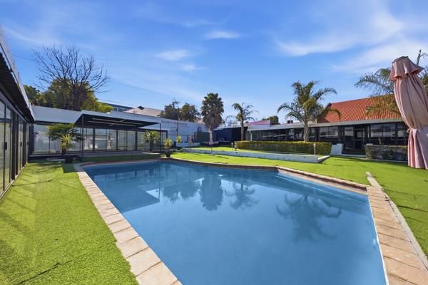 1 800 m² Commercial space
