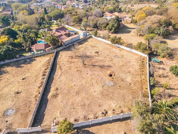 3 034 m² Land