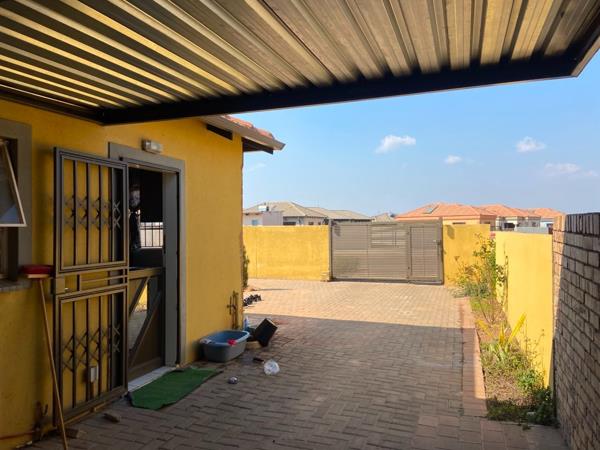 2 Bedroom House