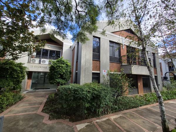 211 m² Commercial space
