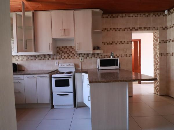 6 Bedroom House