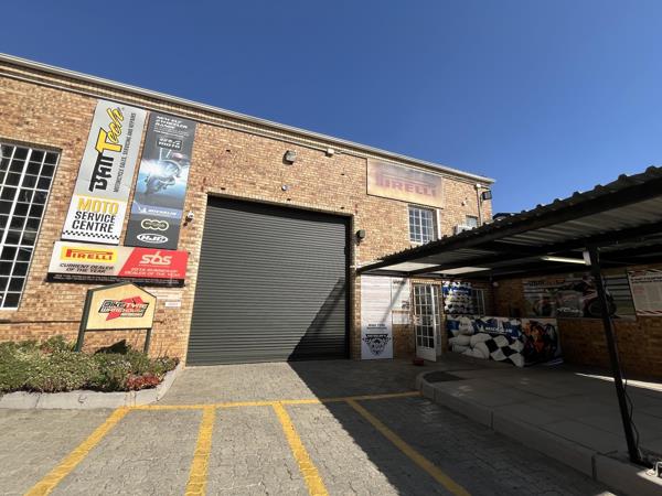351 m² Industrial space