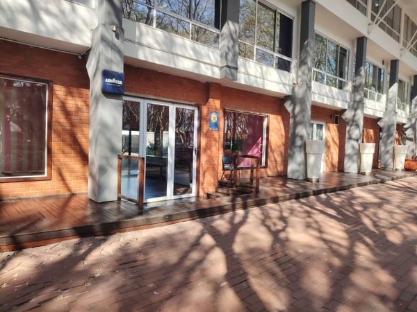 160 m² Retail Space