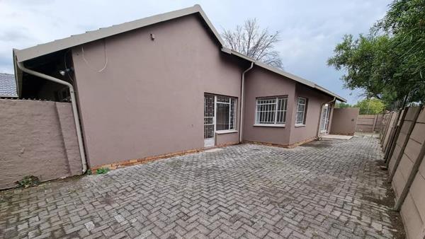 2 Bedroom Flat