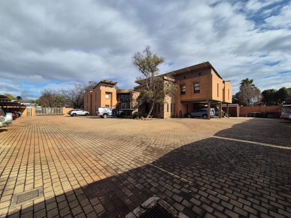765.5 m² Commercial space