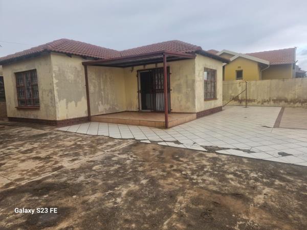 2 Bedroom House