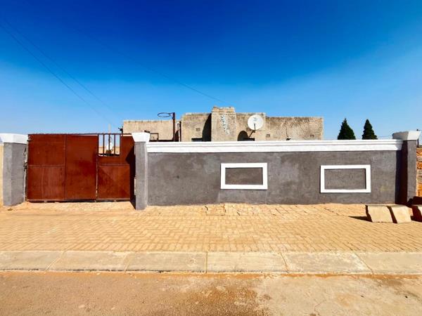 2 Bedroom House