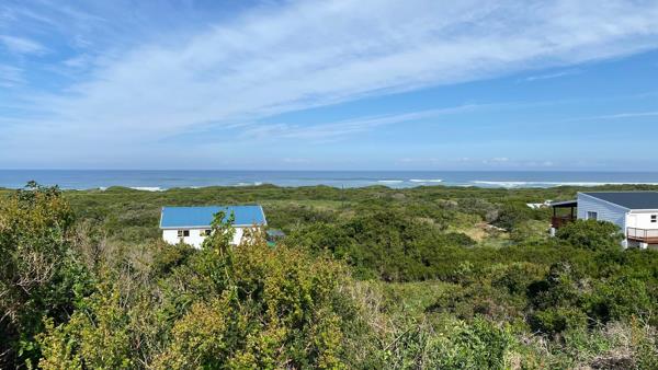 1 051 m² Land